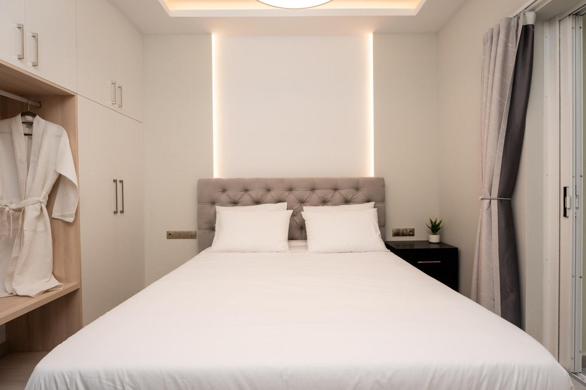 Secret View Apartment, With Private Jacuzzi Rethymno  Exterior photo